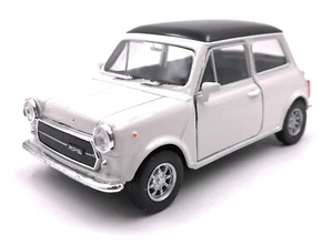 Mini Cooper 1300 modellino auto scala 1:34-39 bianco - Foto 1 di 3
