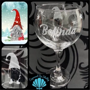 Wichtel Gonk Weihnachten personalisiert Gin & Tonic Glas Geschenk beliebiger Name Gravur Sterne - Bild 1 von 12