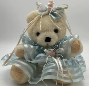 Oso de peluche World Of Smile 1991 vintage vestido azul sentado elegante 5" - Imagen 1 de 14