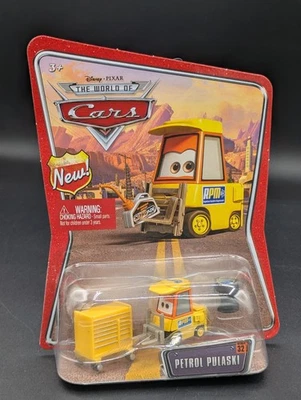 Figura de acción Disney Pixar World of Cars, Petrol Pulaski, como nueva en tarjeta Foto 1 de 2