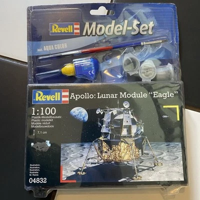 REVELL Apollo: Lunar Module "Eagle" 1:100 Scale Set Kit - Image 1 of 4