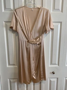 LilySilk Dressing Gown Soft Pink Silk/Spandex Sz S Short Slvs Romantic Elegant - Picture 1 of 16
