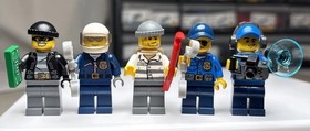 LEGO CITY: Helicopter Surveillance (60046) Minifigures ONLY Cops Police Robbers