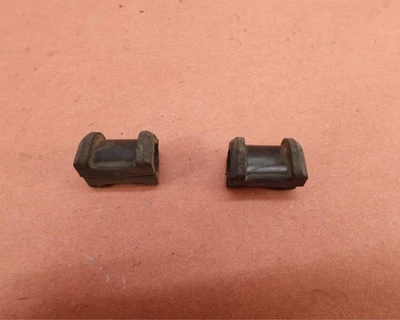 09-19 SUZUKI BOULEVARD M90 VZ1500 РЕЗИНОВЫЕ ВТУЛКИ - Изображение 1 из 4