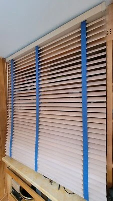 Juego de 3 persianas de madera real Levolor 2" 54" x 60" - acabado arce Foto 1 de 3