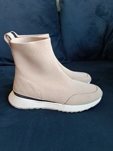 River Island Beige Knitted High Top Trainers Size 6/39 New - Picture 1 of 7