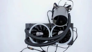 CYBERPOWER 240MM AIO Silver CPU Desktop Cooler - Picture 1 of 2