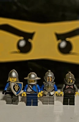 乐高城堡国王骑士迷你人偶 4 件装 (70401,70402,70404) — 第 1/4 张图片