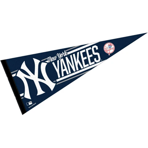 NY Yankees MLB 12 in X 30 in Pennant Cover