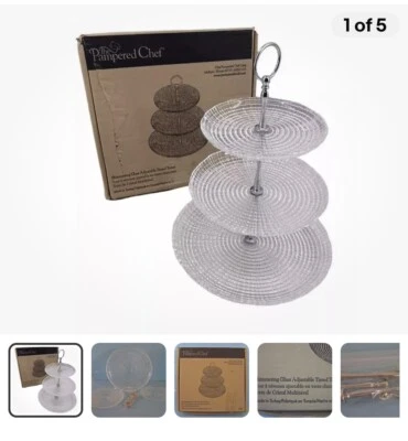 Torre y plato redondo de vidrio ajustable brillante para chef mimado en niveles Foto 1 de 3