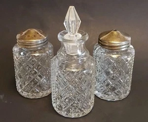Splendido shaker e bottiglia sale e pepe in vetro vintage con piani 3" Made in England - Foto 1 di 24