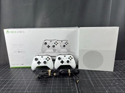 Microsoft Xbox One S (1681) 1TB - Consola de juegos + 2 mandos Foto 1 de 4