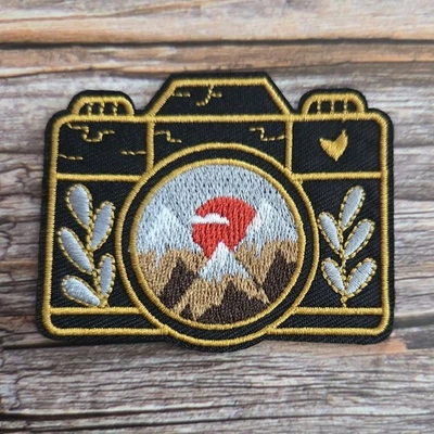 Beautiful Nature Photography Camera Mountains Vintage Iron On Patch. - Image 1 of 2