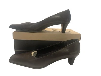 Zapatos de salón clásicos Bass Tristie para mujer de cuero negro con punta cuadrada talla 11 Foto 1 de 4