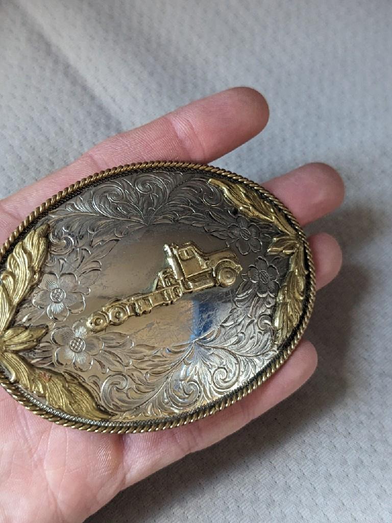 MONTANA SILVERSMITHS NFRバックルヴィンテージ2000美品 MONTANA SILVERSMITHS NFRバックルヴィンテージ2000美品 - メルカリ