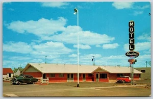 Postcard Saskatchewan Saskatoon Motel Skybird Highway 5 Ave A SK - Picture 1 of 2