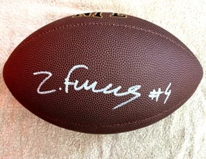 ZAY FLOWERS BALTIMORE RAVENS FIRMATO NFL calcio ZAY OLOGRAMMA - Foto 1 di 1
