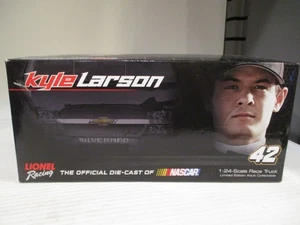 Kyle Larson #42 Parker Store Silverado 2014 1:24 acción diecast - Imagen 1 de 6