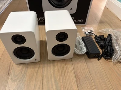 Kanto YU2 Powered Desktop Speakers - YU2MW Matt White - Image 1 of 4