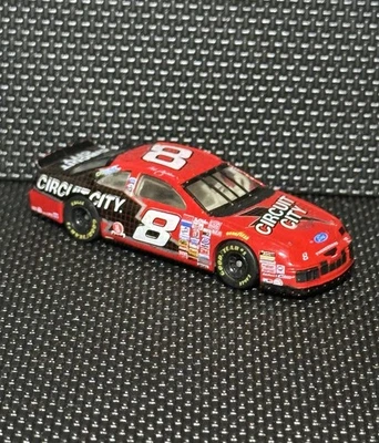 Coche fundido a presión NASCAR Hot Wheels Pro Racing Super Speedway #8 Circuit City 1:64 Foto 1 de 4