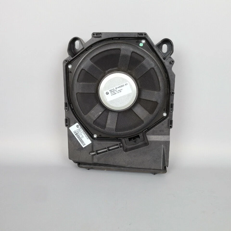 BMW 328i 335i M3 X1 2008-2013 altavoz subwoofer piso izquierdo 65139143143 OEM usado Foto 1 de 4