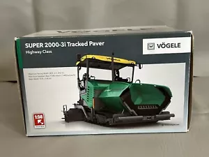 NZG FOR VÖGELE SUPER 2000-3I Tracked Paver 1:50 Truck Pre-Built Model - Picture 1 of 18