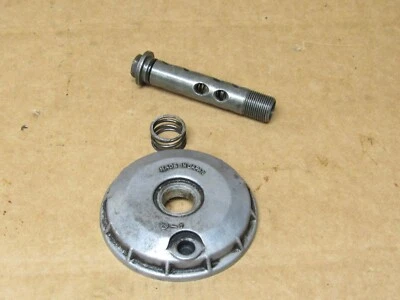 Kawasaki Voyager ZN1300 1986 cubierta de filtro de aceite perno y resorte Foto 1 de 4