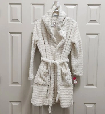 Women's NWT Xhilaration Plush Hooded White Metallic Belted Robe w Pockets Sz XS - Image 1 of 4