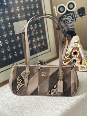 Bolso de hombro Coach Asher con retazos CCJ05 Foto 1 de 4