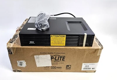 UPS Tripp Lite SmartPro SMART1000RM2U montagem em rack – 1000VA / 800W – Nova caixa aberta - Imagem 1 de 4