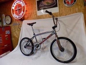 1990s REDLINE RL440 BMX DIRT BIKE MID-OLD SCHOOL GT HUTCH HARO DYNO MONGOOSE 90s - Picture 1 of 24