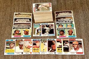 Lot of 167 DIFFERENT 1974 Topps Baseball Cards Starter Set ROOKIE MID-HIGH GRADE