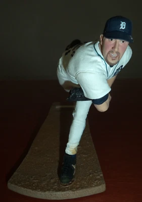 McFarlane Justin Verlander Detroit Tigers Home Jersey MLB - Image 1 of 4