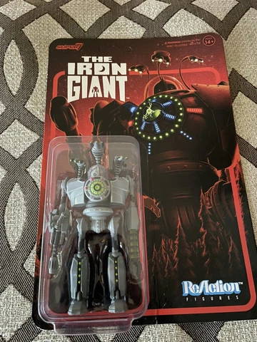 New Sealed Unpunched Super7 ReAction The Iron Giant Attack Mode Action Figure Cover