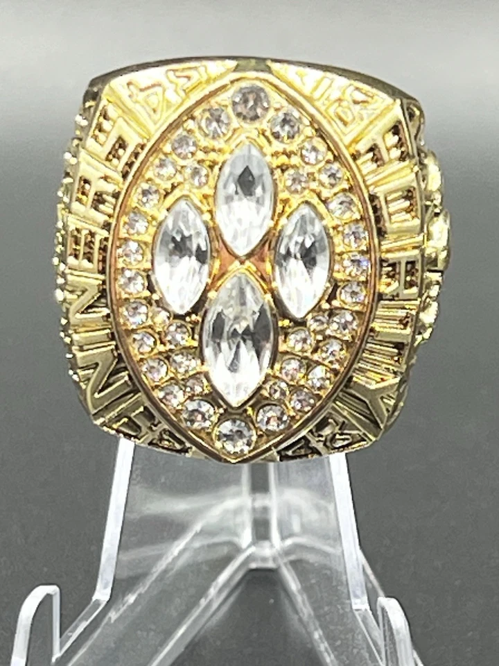 Anillo de Campeonato Joe Montana-San Francisco 49ers Superbowl XXIV (Réplica) Foto 1 de 4