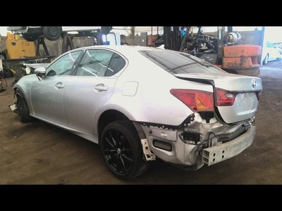 Pinza trasera izquierda conductor compatible con 13-19 LEXUS GS350 6706675 Foto 1 de 4