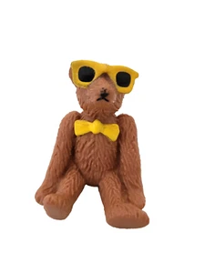 Teddy In My Pocket 1995 MEG Bear Figure 4cm Yellow Sunglasses Beach Charlie #18 - Bild 1 von 8