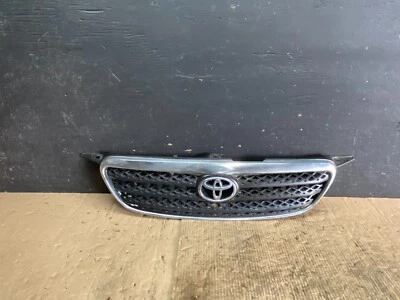 Grelha dianteira superior Toyota Matrix 2004 a 2008 N3392 fabricante de equipamento original DG - Imagem 1 de 4