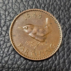 1944 Great Britain Farhing Coin - Picture 1 of 2