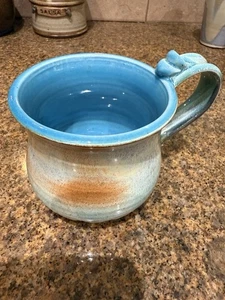 Aqua blau OOAK 12 Unzen Kaffeebecher. Signiert Dryden Roark 1984. EUC - Bild 1 von 5