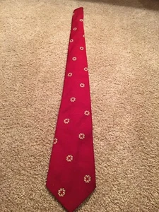 Met Life Necktie - Picture 1 of 3