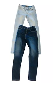 Girls Size 10 Levi’s Jeans Light and Dark Wash Skinny Reg Adjustable Waist Band - Picture 1 of 11
