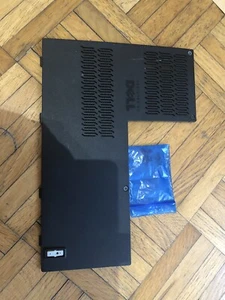 Dell Studio 1555 Access Panel Door Hdd Ram Cover With All Screws - Photo 1/2