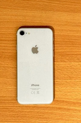 apple iphone 8  64gb silver fully working tiny cracks ios read details - Image 1 of 4