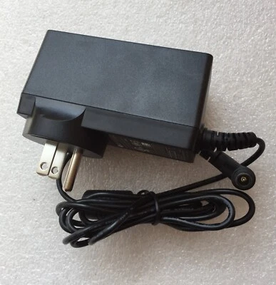 Nuevo Original LG 32MA68HY LED Monitor ADS-45FSQ-19 19040EPCU-1 LCAP21C Adaptador de CA Foto 1 de 3