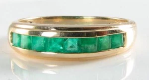 CLASSIC 9K 9CT GOLD COLUMBIAN EMERALD CHANNEL ETERNITY ART DECO INS BAND RING - Picture 1 of 6