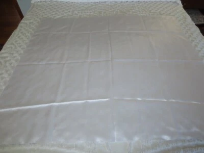 4432  White CREPE-LIKE w/SATINY BACK Apparel, Craft SYNTHETIC FABRIC--44" x 1 yd - Image 1 of 3