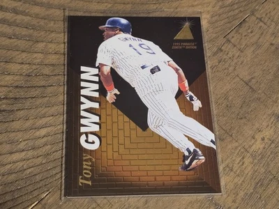Pinnacle Zenith #104 1995 Tony Gwynn San Diego Padres casi nuevo Foto 1 de 3