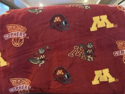 Minnesota Golden Gophers Fleece Fabric Lot 3 Yards 12 Inches Sports - Image 1 of 2