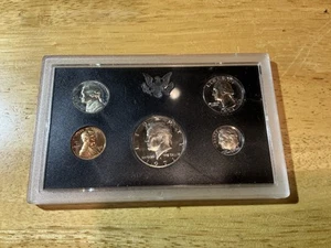 1971 United States Proof Set Five US Coins - Picture 1 of 3